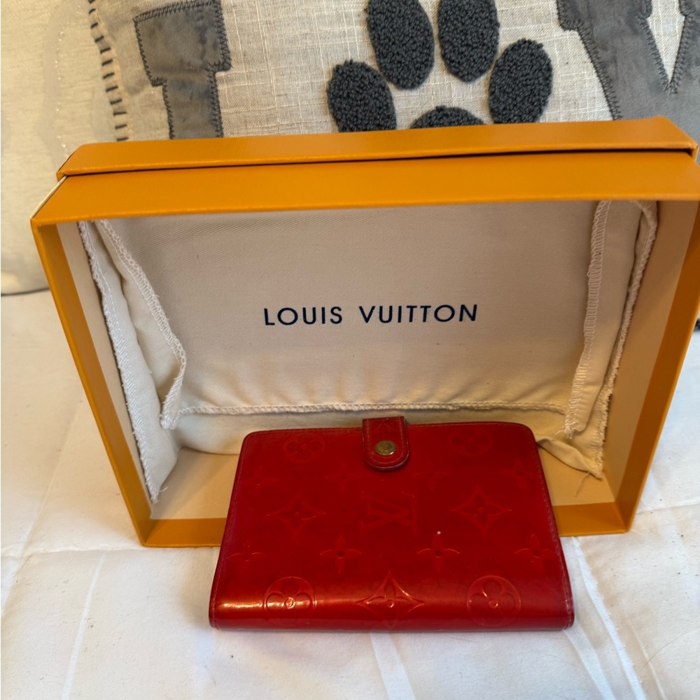 Louis Vuitton Vernis small ring agenda cover